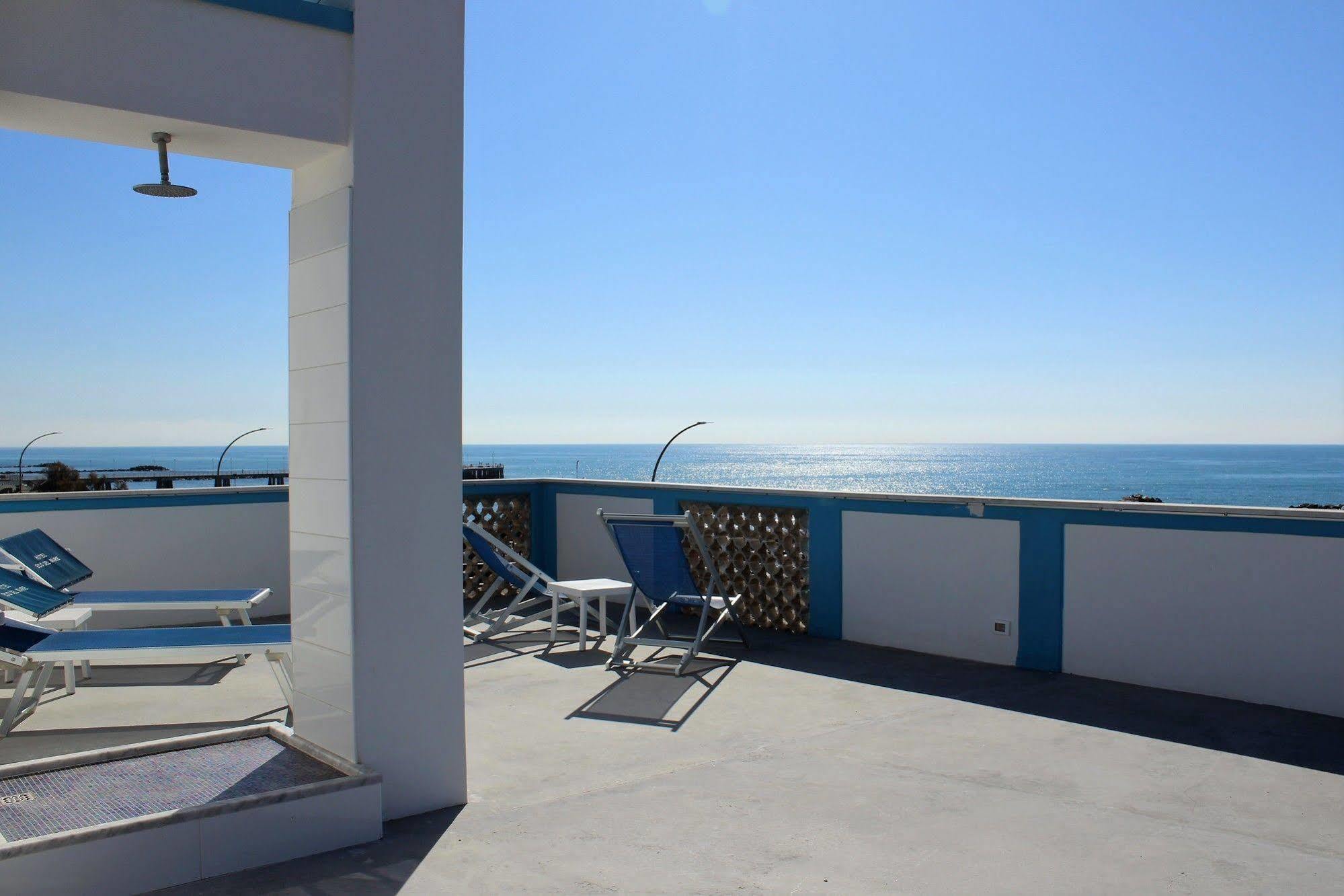 Hotel Eco Del Mare Marina di Massa Eksteriør billede